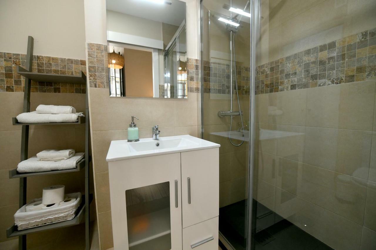 Apartamento Arenal Севілья Екстер'єр фото